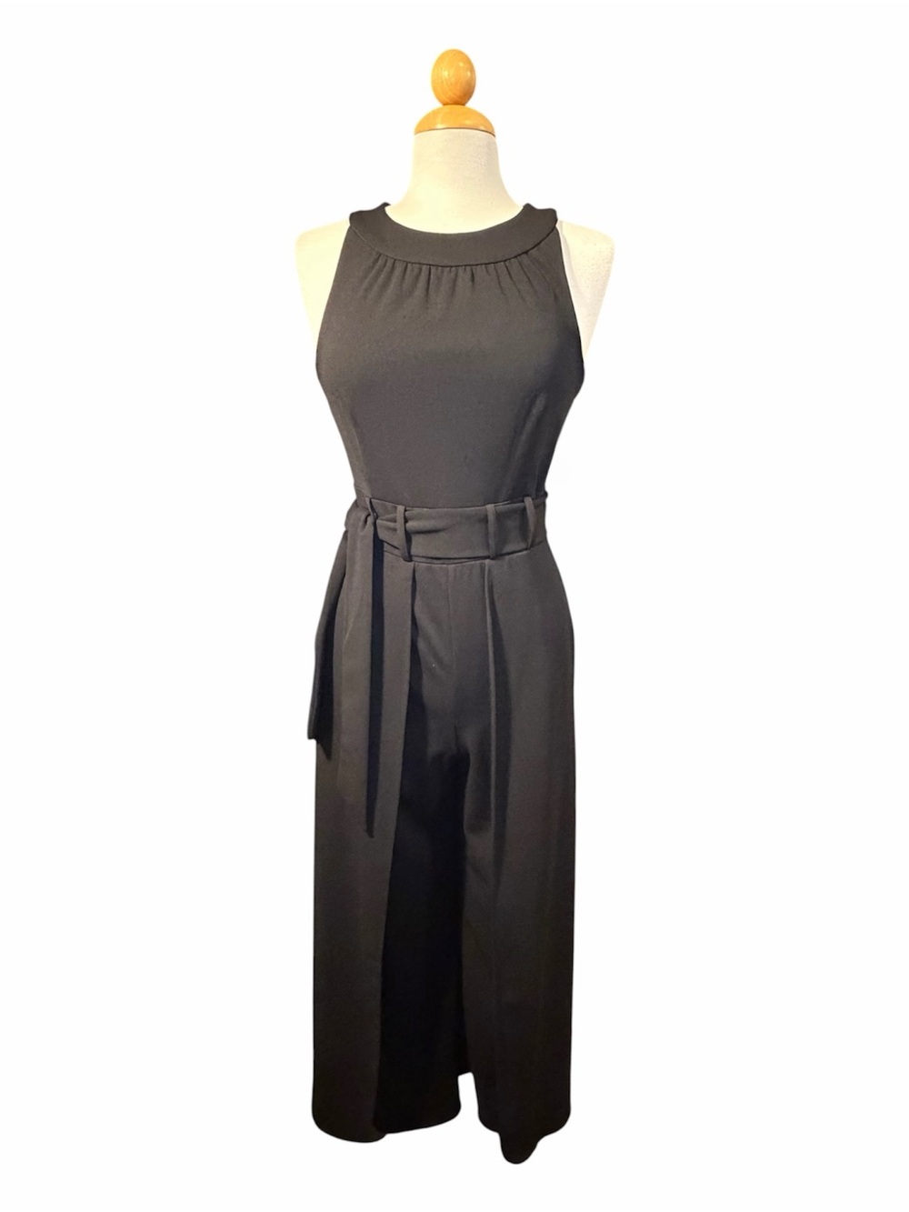 NWT Shelby & Palmer Black High-Neck Belted Split-Leg Jumpsuit Size 6